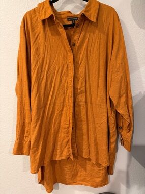 Universal Standard shirt and short Set- Orange